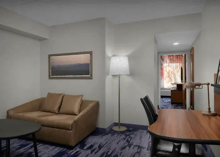 Fairfield Inn And Suites By Marriott Winston Salem/Hanes